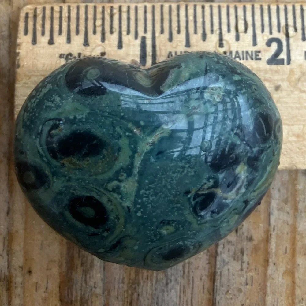 ✨ Rare Kambaba Jasper Polished Heart – Ancient Fossil Stone